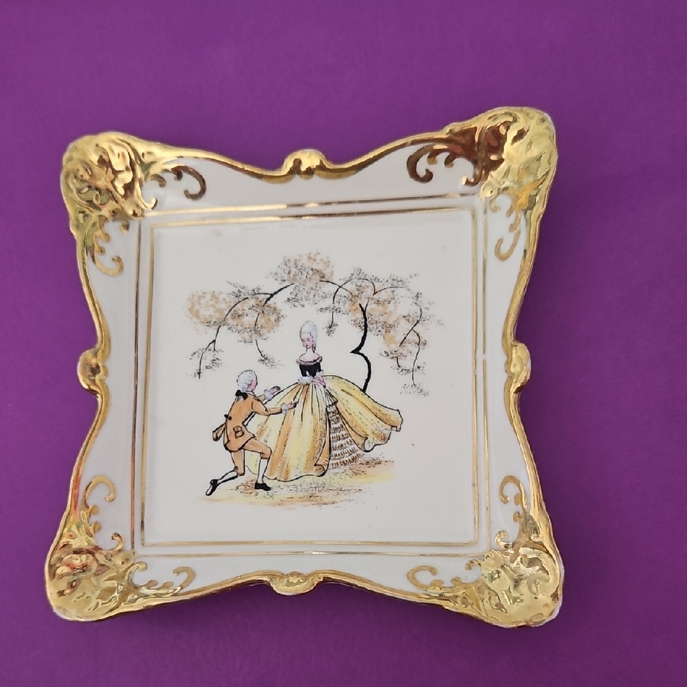 Vintage Kronach OCA Bavaria Porcelain  Art Plate With Romantic Scene